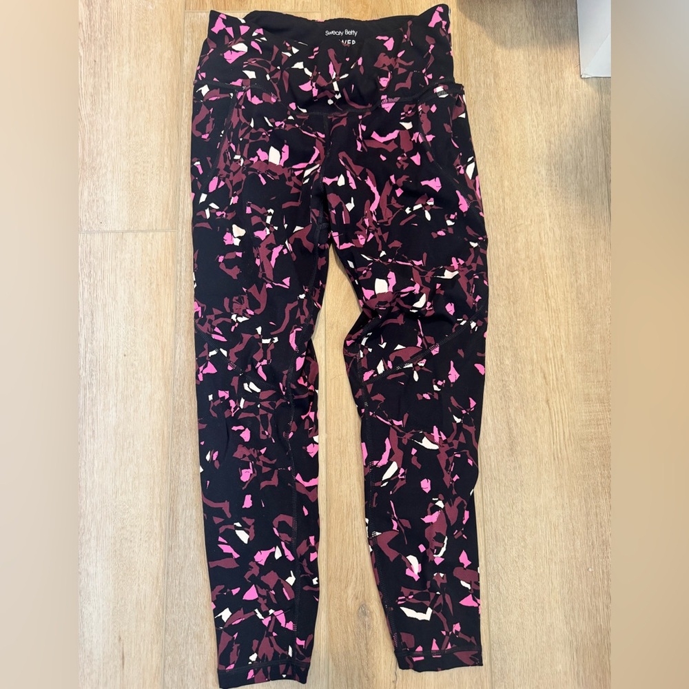 Sweaty Betty Kids Leggings - Pink and Black Pattern - NWOT - Never worn